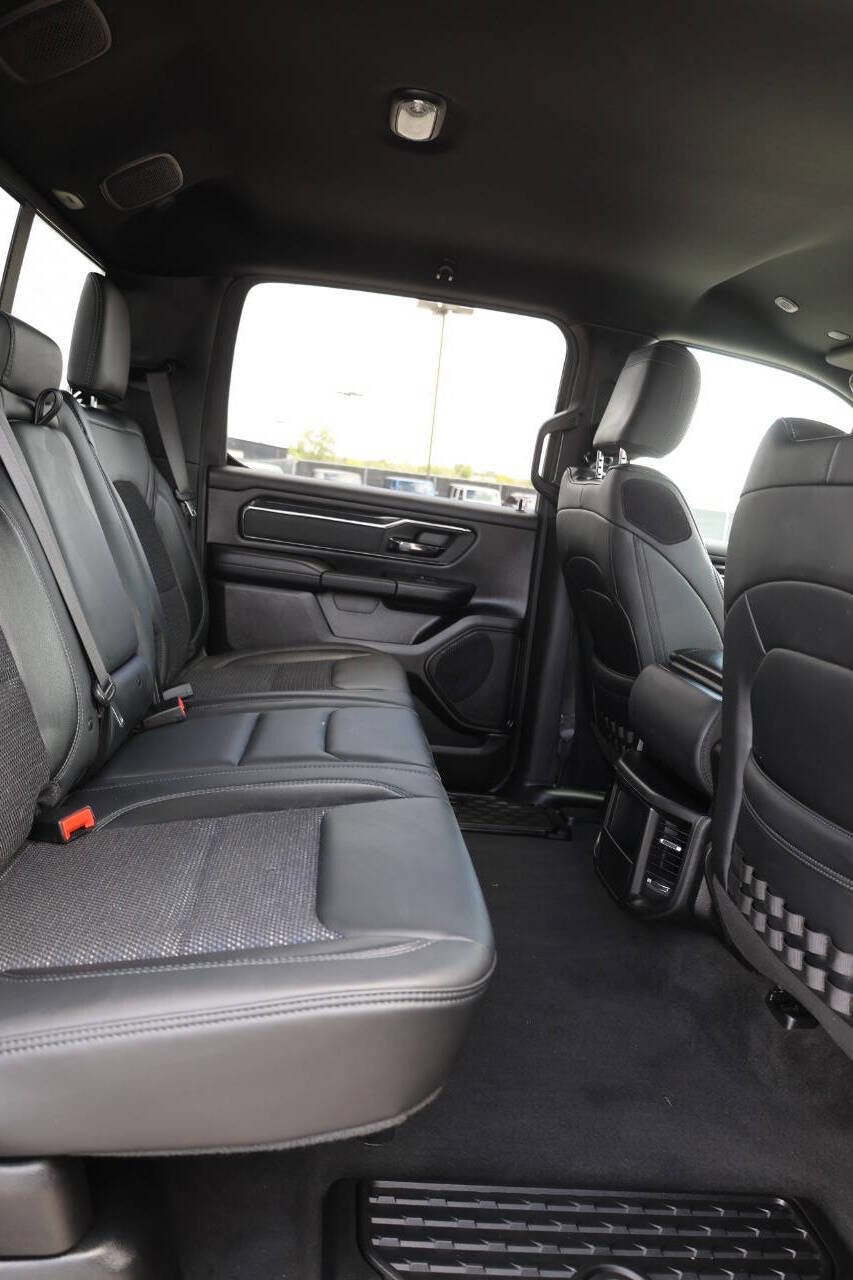 Used 2020 RAM 1500 Big Horn w/ Built-to-serve Edition AWD/4WD image 15
