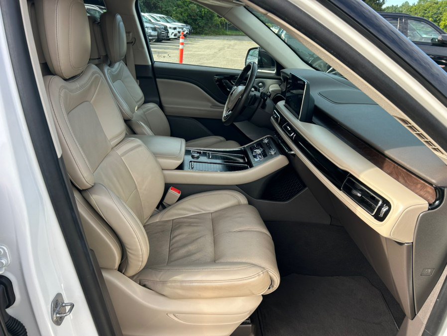 Used 2020 Lincoln Aviator Reserve w/ Equipment Group 202A AWD/4WD image 24