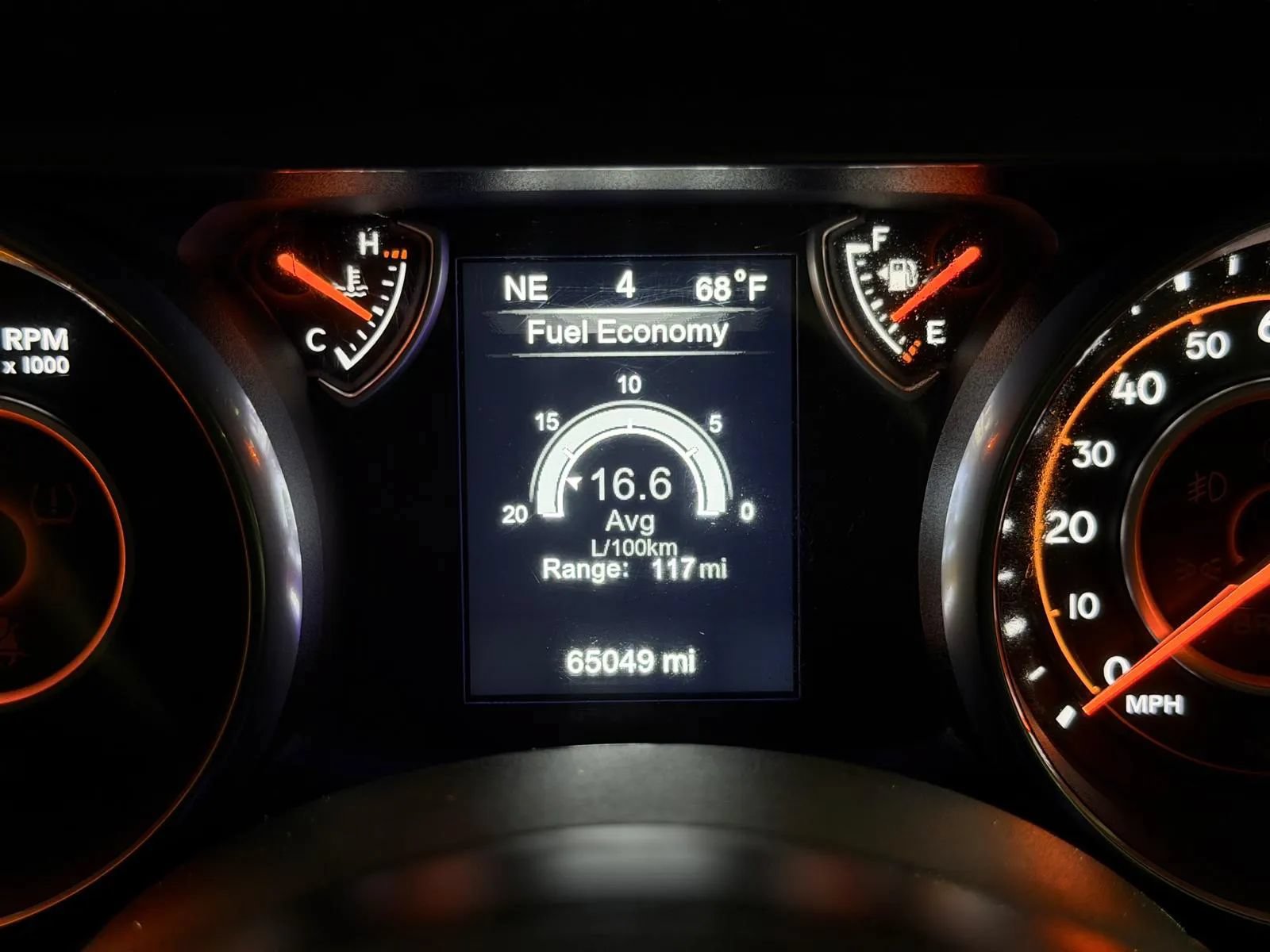 Used 2018 Jeep Wrangler Unlimited Sport S AWD/4WD image 35
