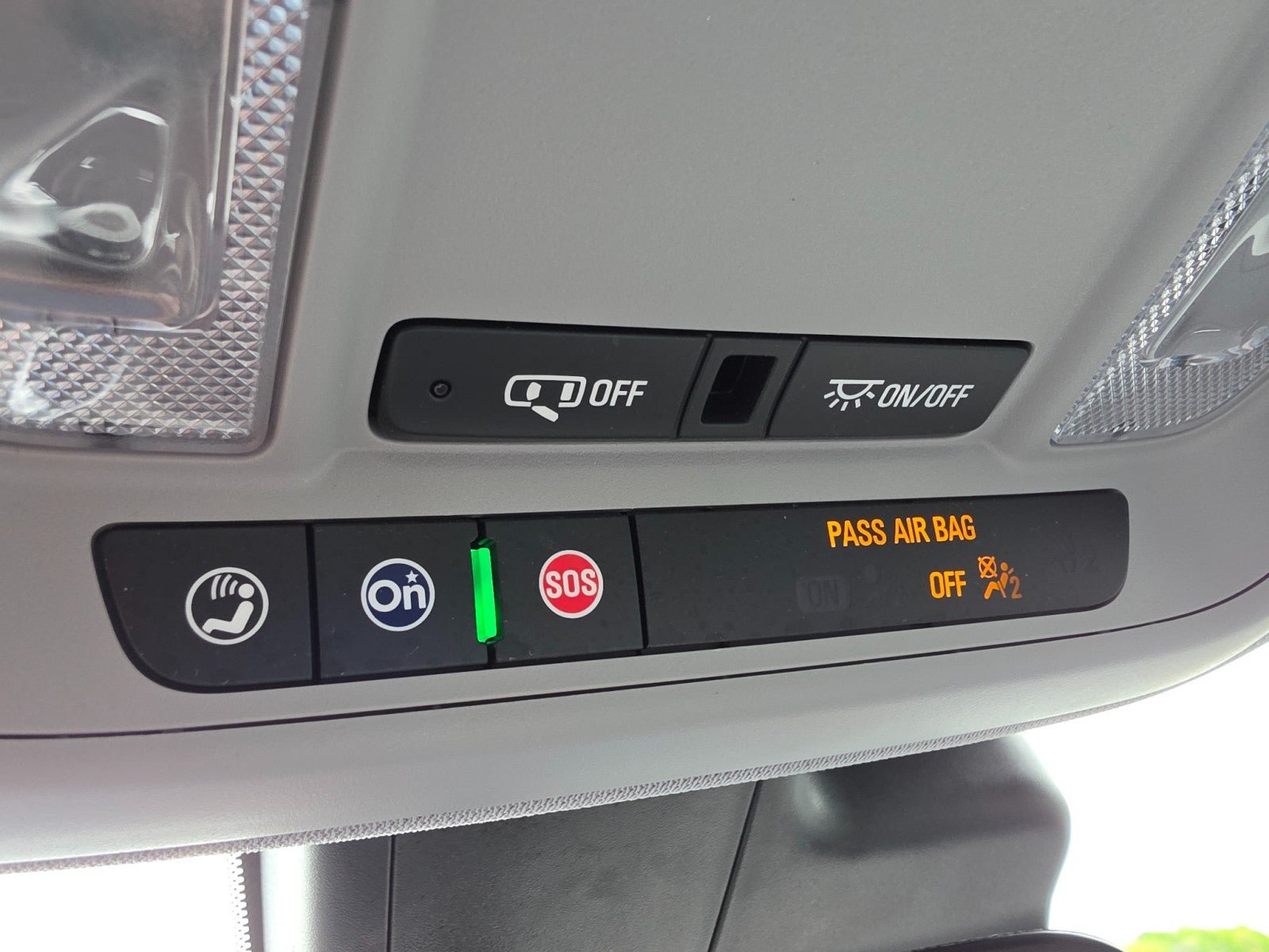 Used 2021 Chevrolet Malibu LT FWD image 43