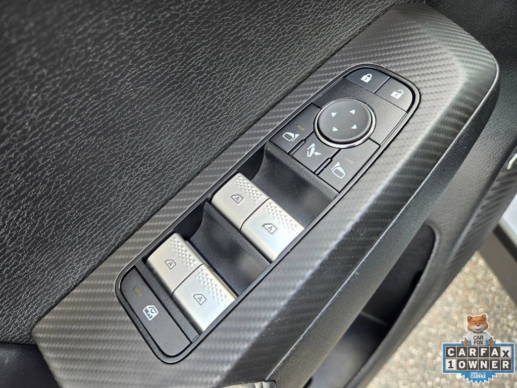 Used 2025 Mitsubishi Outlander SE FWD image 27