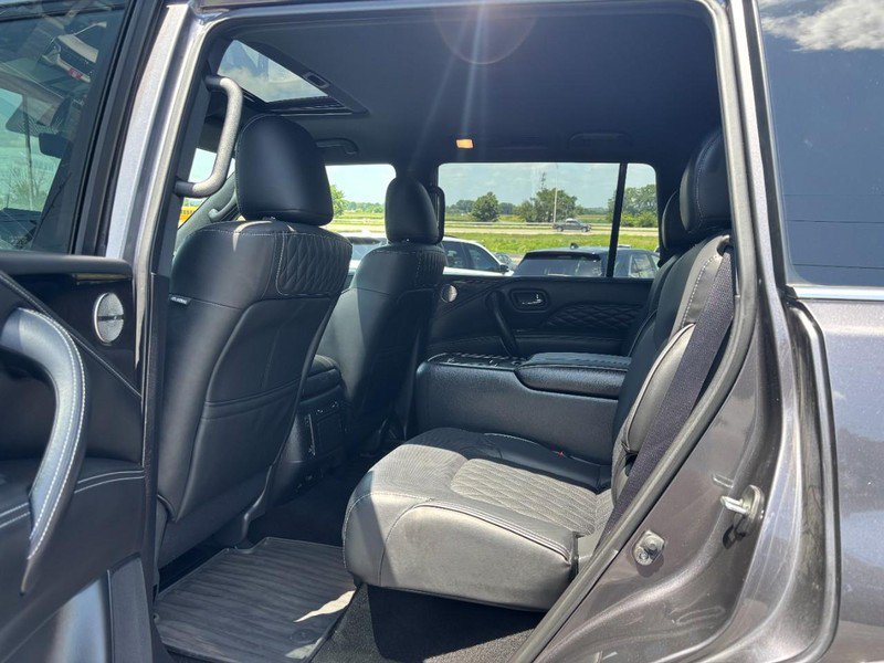 Used 2024 INFINITI QX80 Sensory w/ All-Season Package AWD/4WD image 11