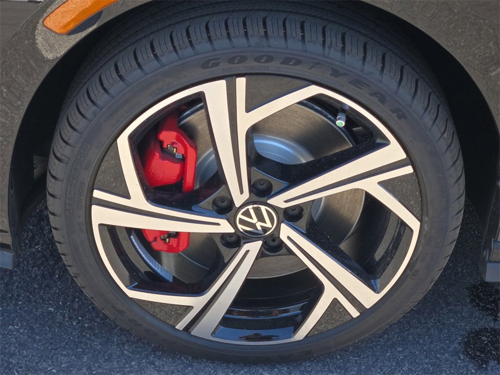 New 2025 Volkswagen GTI SE image 13