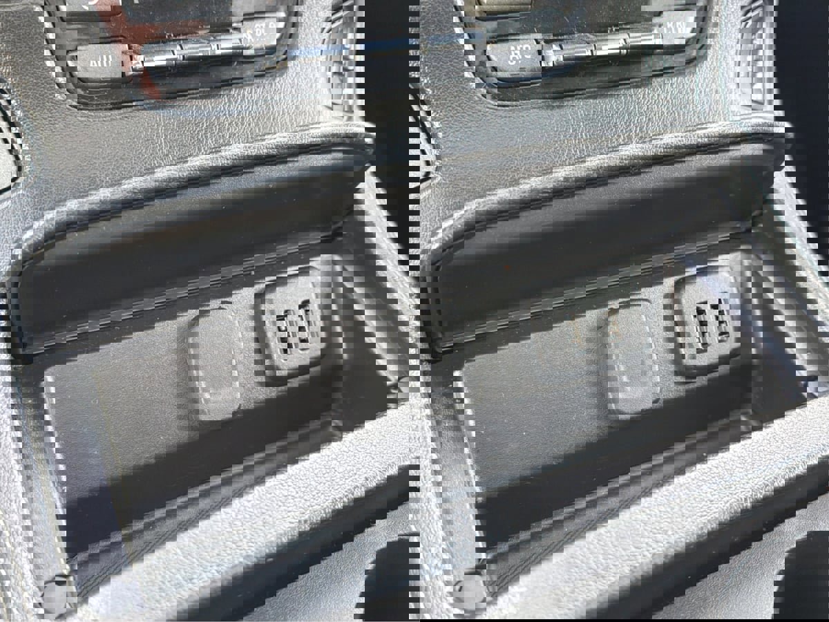 Used 2019 GMC Yukon Denali image 38