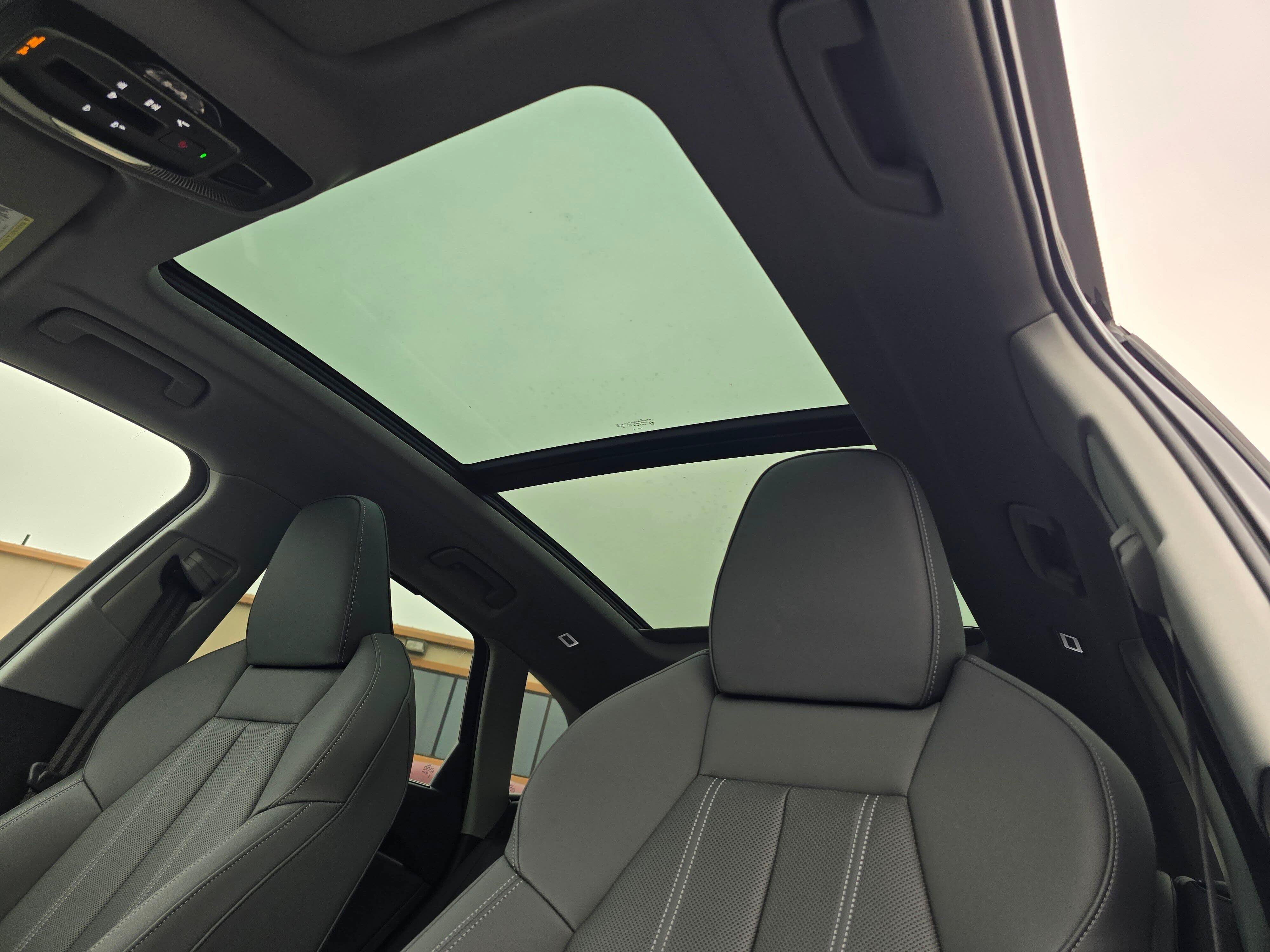 Certified 2025 Audi Q5 Premium Plus w/ Premium Plus AWD/4WD image 27