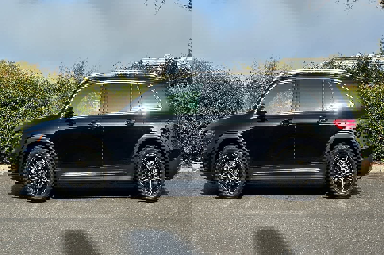 New 2026 Mercedes-Benz GLB 250 GLB 250 image 6