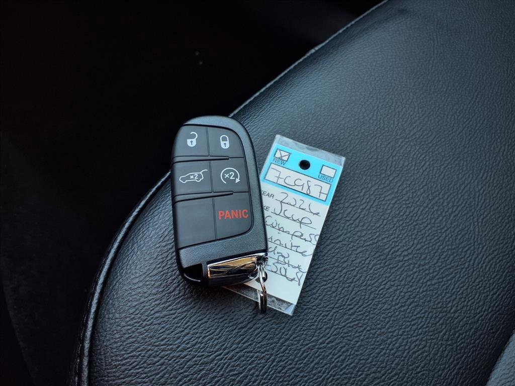 New 2026 Jeep Compass Limited image 15