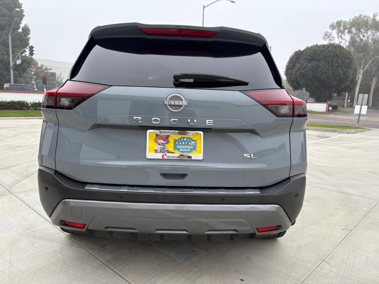 Used 2023 Nissan Rogue SL w/ SL Premium Package image 5