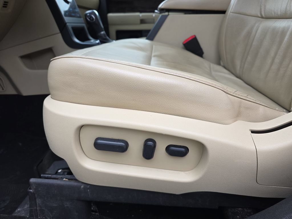 Used 2014 Ford Flex Limited AWD/4WD image 32