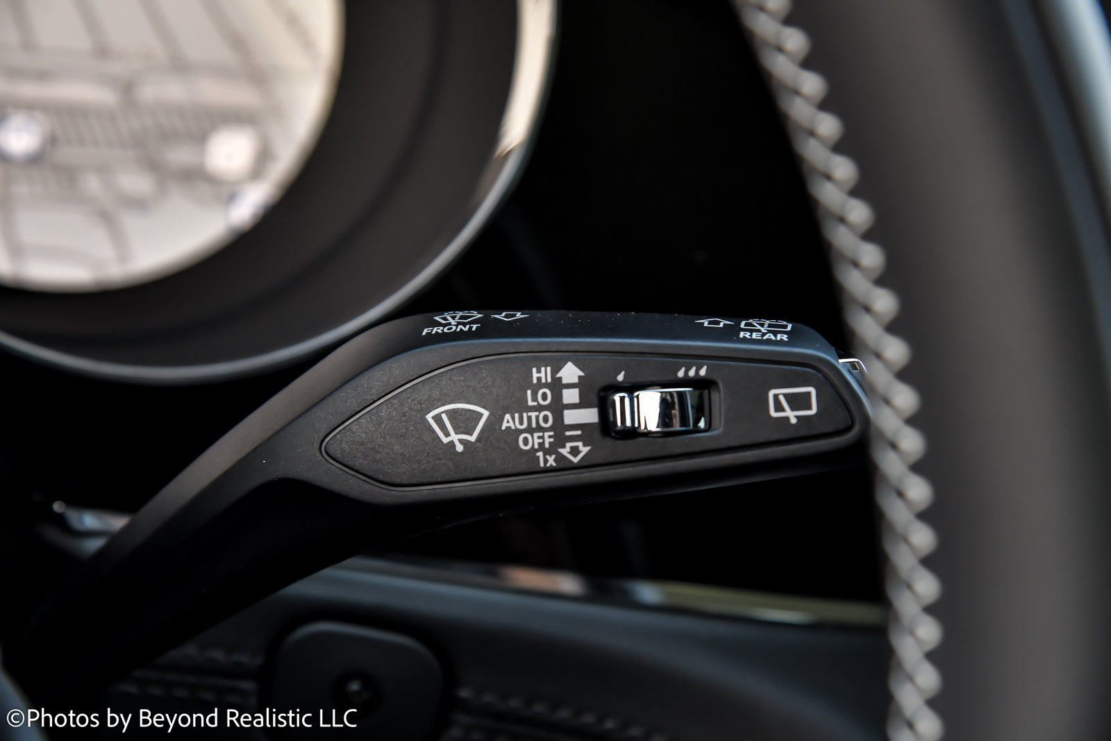 Certified 2023 Bentley Bentayga Plug-In Hybrid AWD/4WD image 42