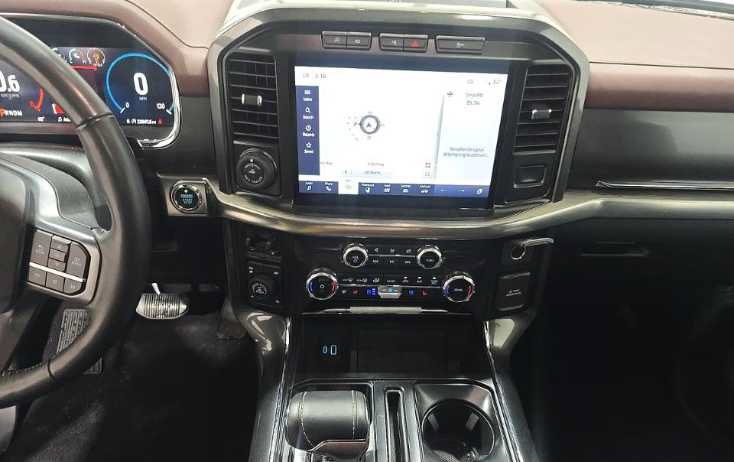 Used 2023 Ford F150 Lariat w/ Equipment Group 502A High AWD/4WD image 10