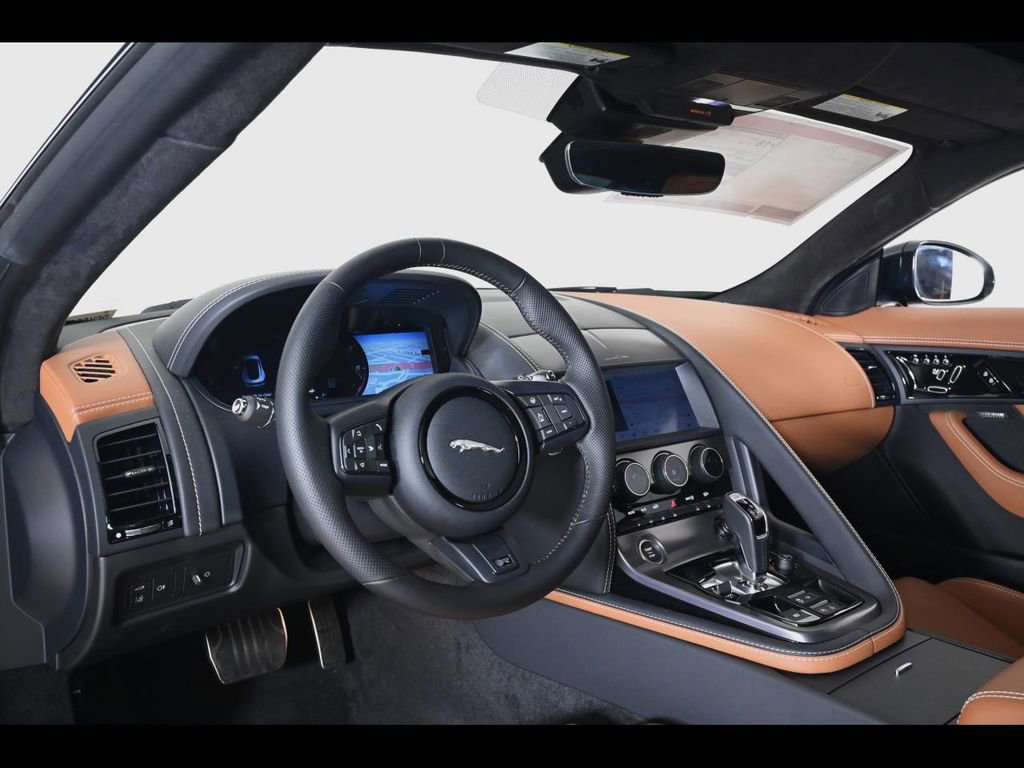 Used 2024 Jaguar F-TYPE R AWD/4WD image 9