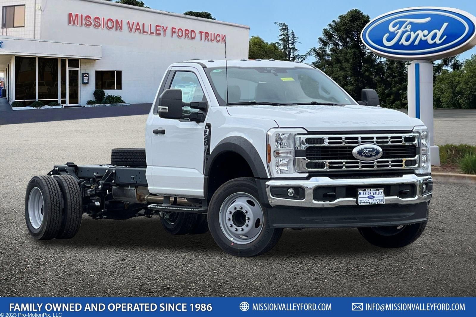 New 2026 Ford F550 2WD Regular Cab Super Duty video 1