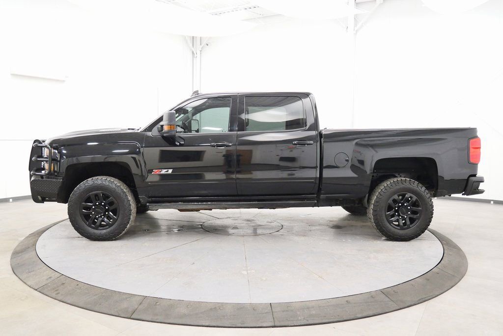 Used 2018 Chevrolet Silverado 2500 LTZ w/ Duramax Plus Package image 4