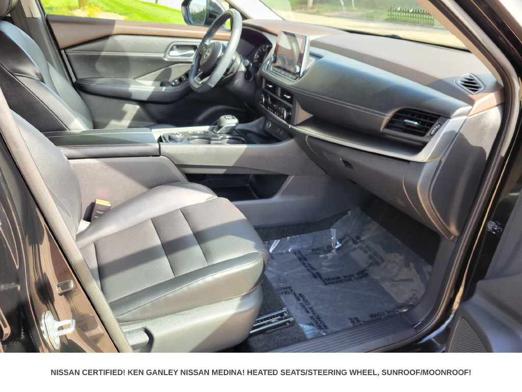 Certified 2023 Nissan Rogue SV w/ SV Premium B Package AWD/4WD image 55