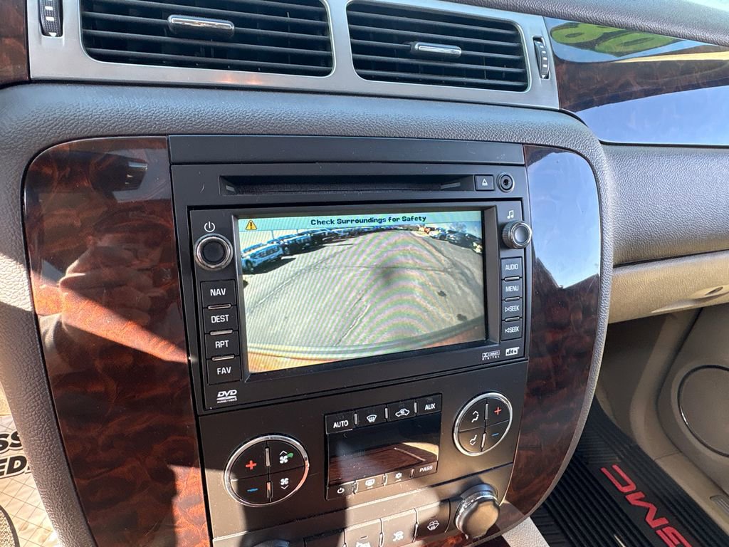 Used 2008 GMC Yukon Denali image 26