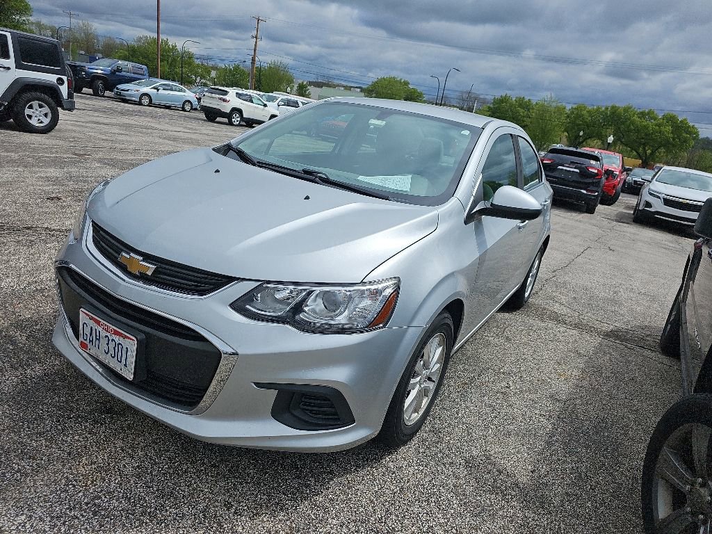 Used 2019 Chevrolet Sonic LT w/ Convenience Package FWD image 5