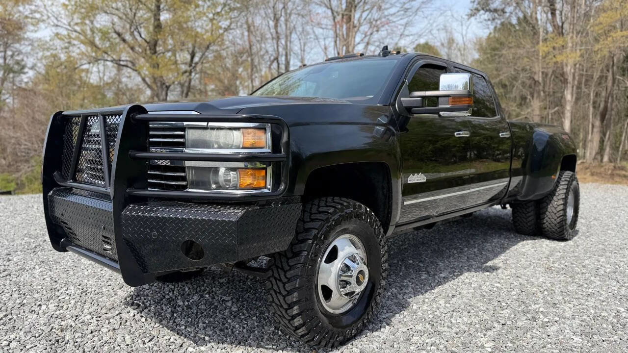 Used 2015 Chevrolet Silverado 3500 High Country w/ Duramax Plus Package image 3