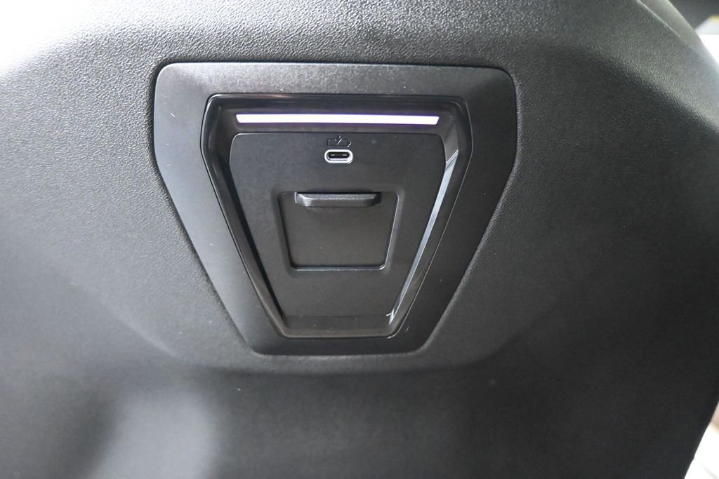 Used 2026 BMW 530i RWD image 40