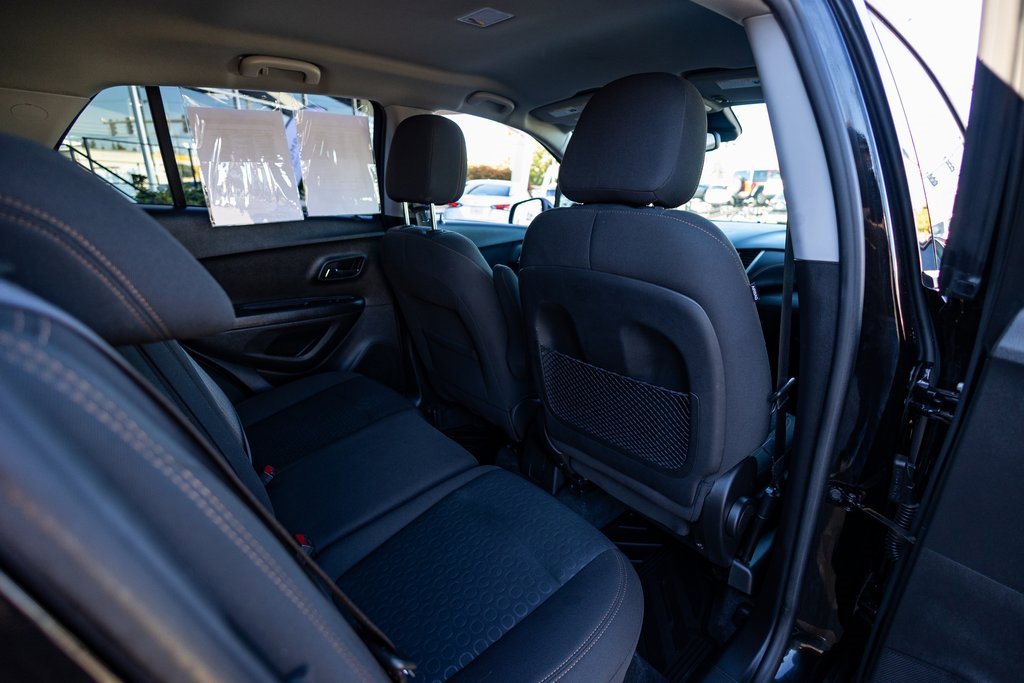 Used 2020 Chevrolet Trax LS w/ Tint and Cruise Package image 26