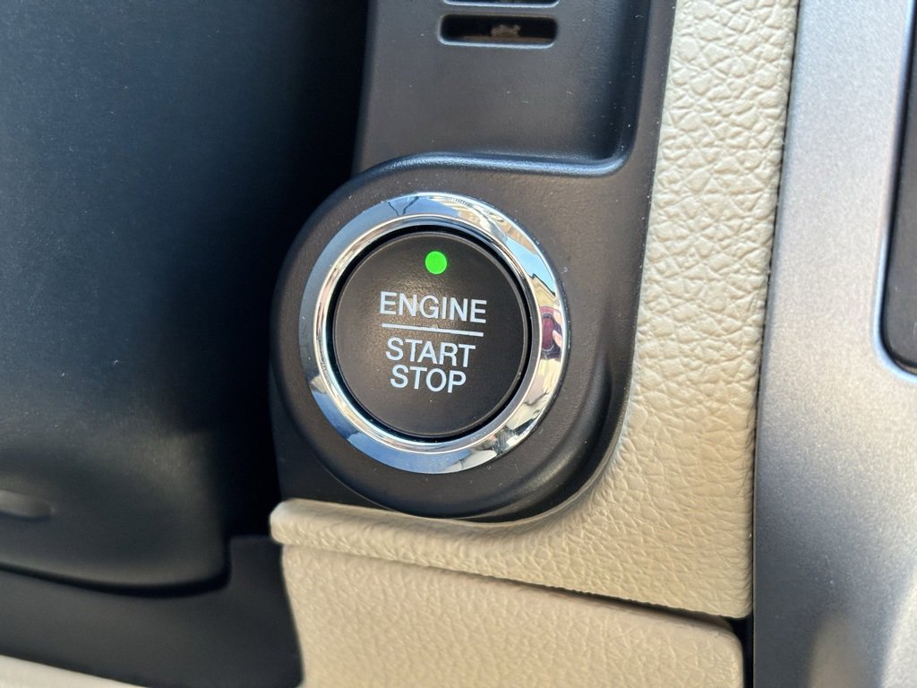 Used 2016 Ford Expedition Limited w/ Equipment Group 301A image 4