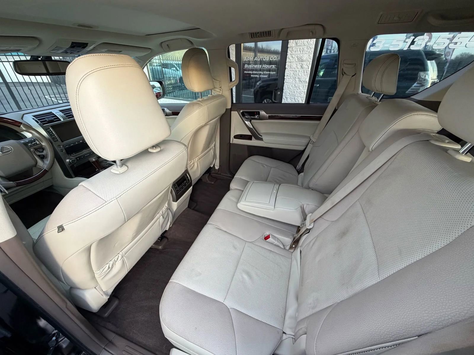 Used 2018 Lexus GX 460 Premium w/ Premium Package image 38