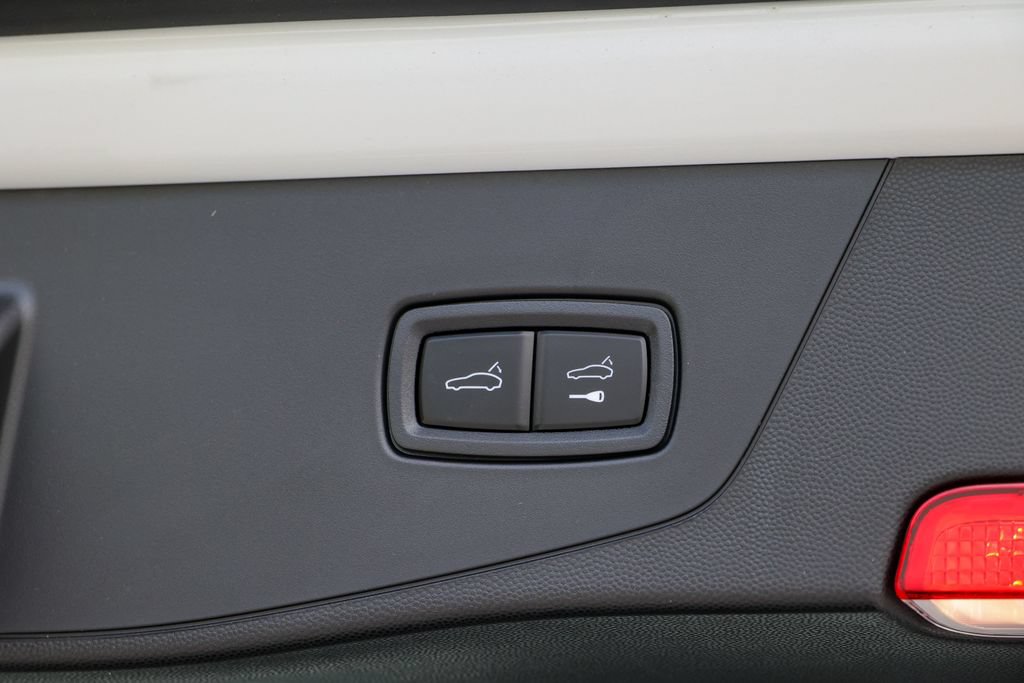 New 2026 Porsche Cayenne Electric AWD/4WD image 73