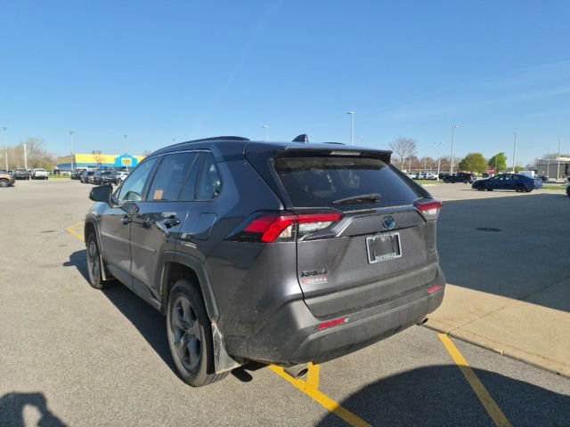 Used 2023 Toyota RAV4 XLE w/ Convenience Package AWD/4WD image 7