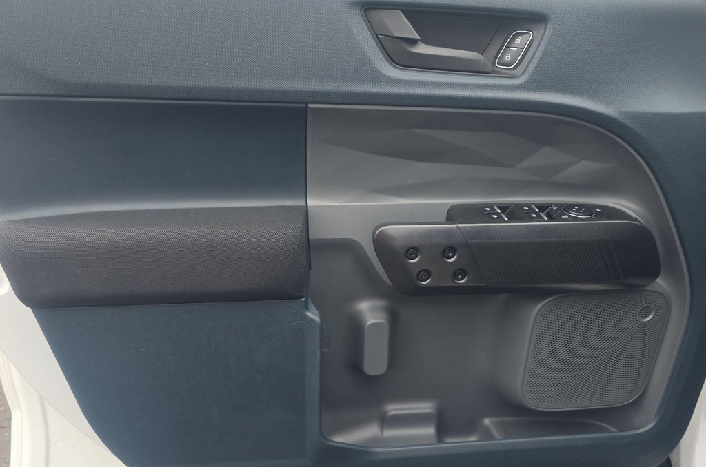 Used 2024 Ford Maverick XL image 10