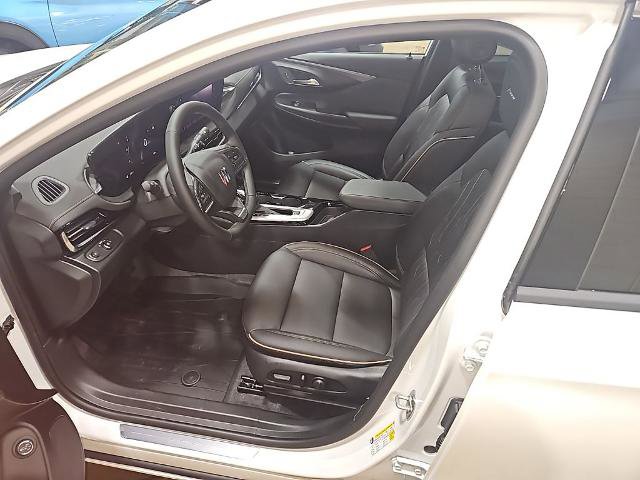 New 2026 Buick Envista Avenir image 11