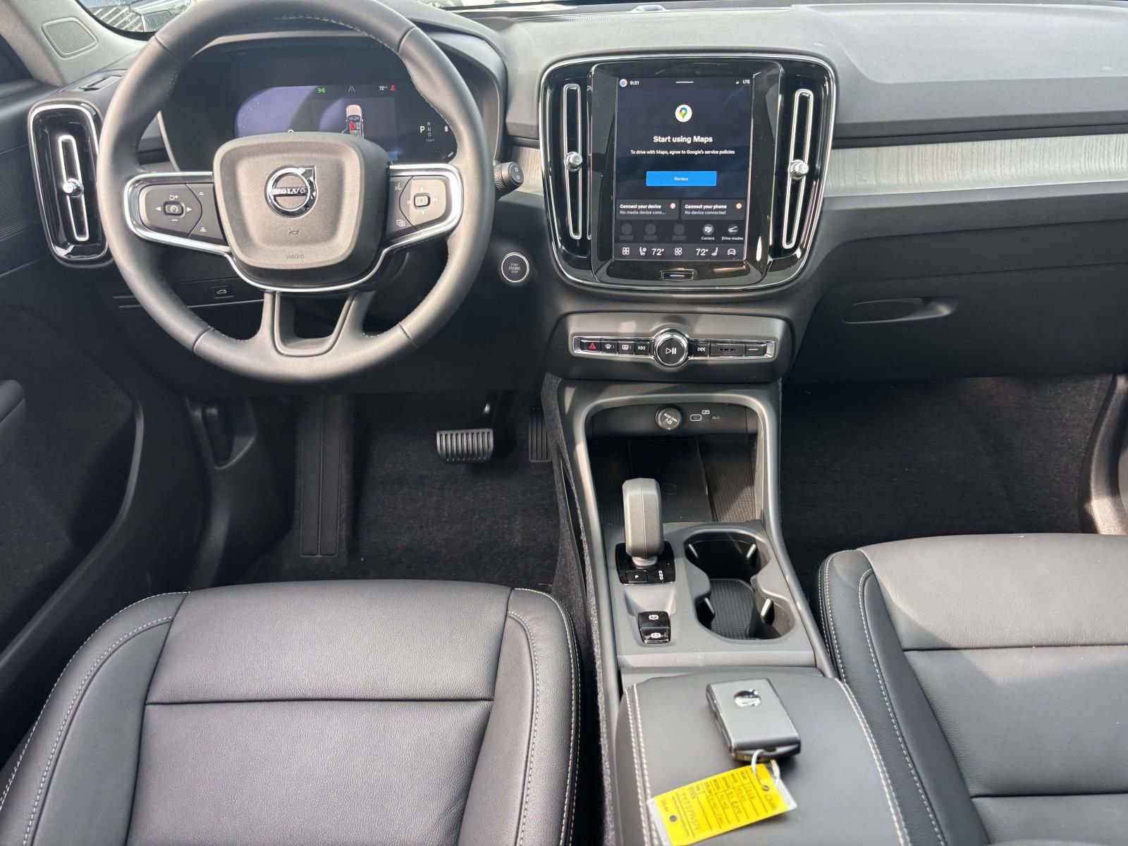 New 2026 Volvo XC40 B5 Core w/ Protection Package Premier AWD/4WD image 28