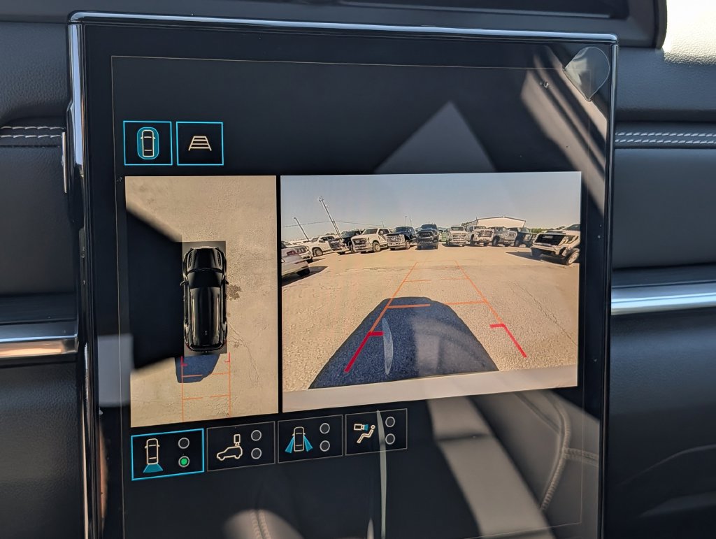 New 2027 GMC Terrain Elevation w/ Elevation Premium Package FWD image 19