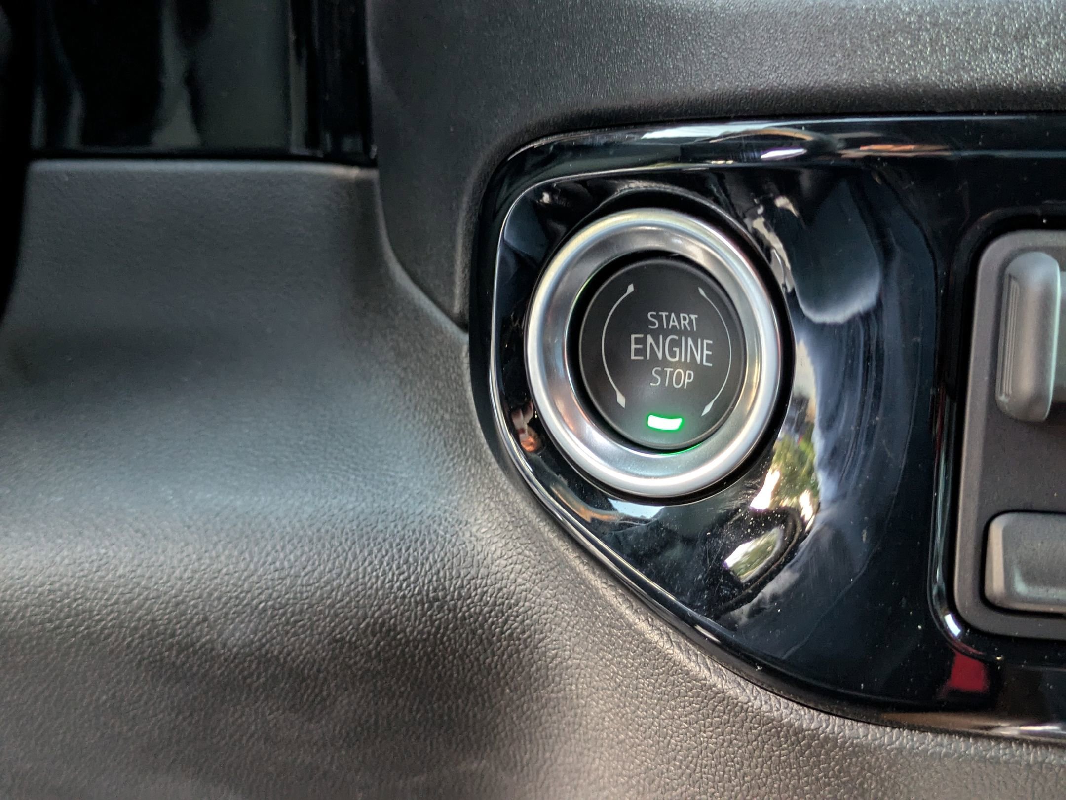 Used 2025 Chevrolet Silverado 2500 High Country w/ Technology Package image 25