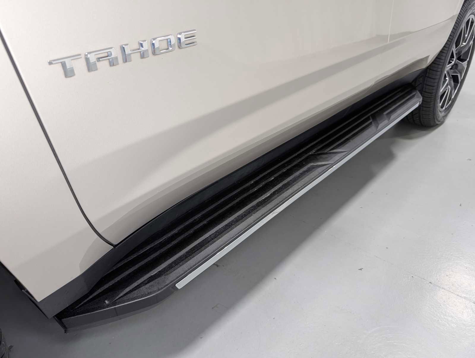 Used 2023 Chevrolet Tahoe High Country image 12