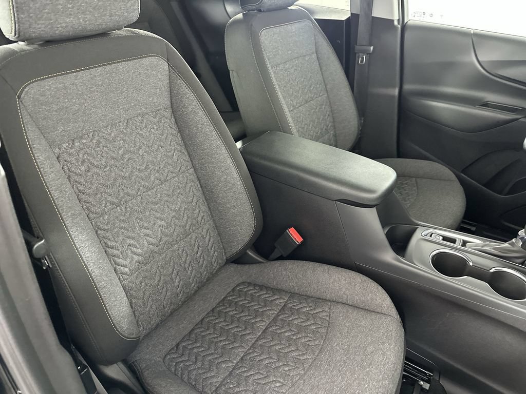 Certified 2024 Chevrolet Equinox LT w/ LPO, Floor Liner Package FWD image 28