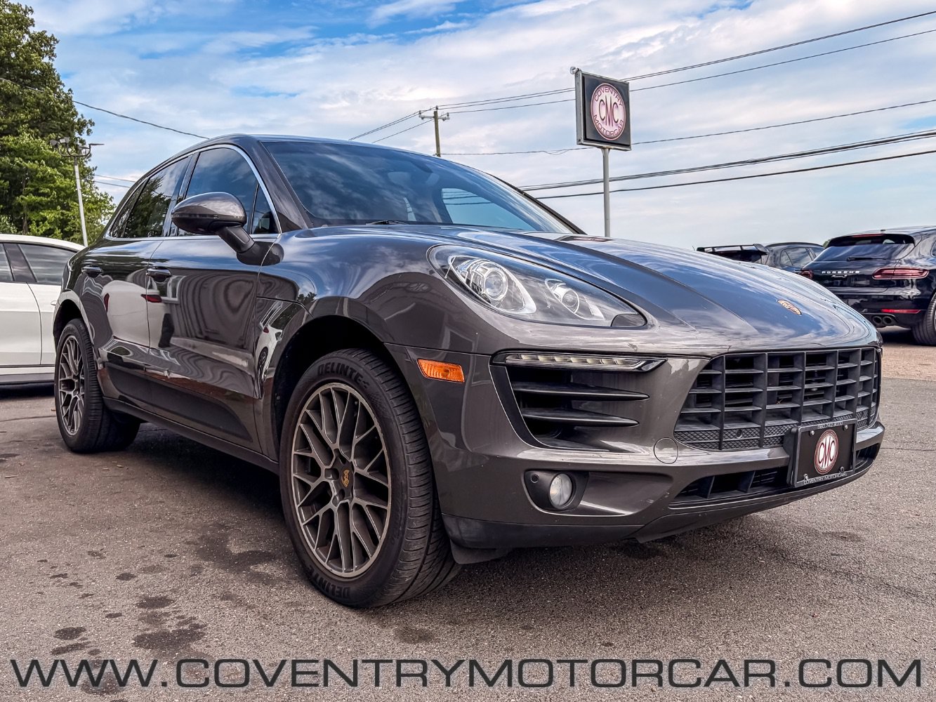 Used 2015 Porsche Macan S AWD/4WD image 4