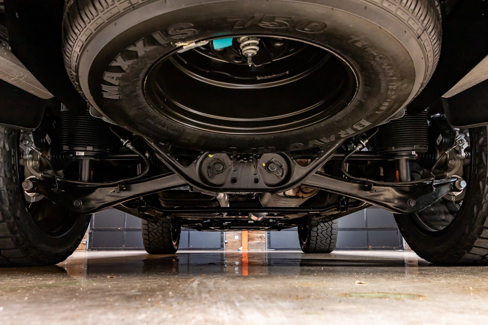 Used 2026 Cadillac Escalade Platinum Sport w/ LPO, ONYX Package image 16