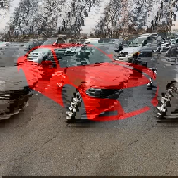 Used 2018 Dodge Charger R/T image 3