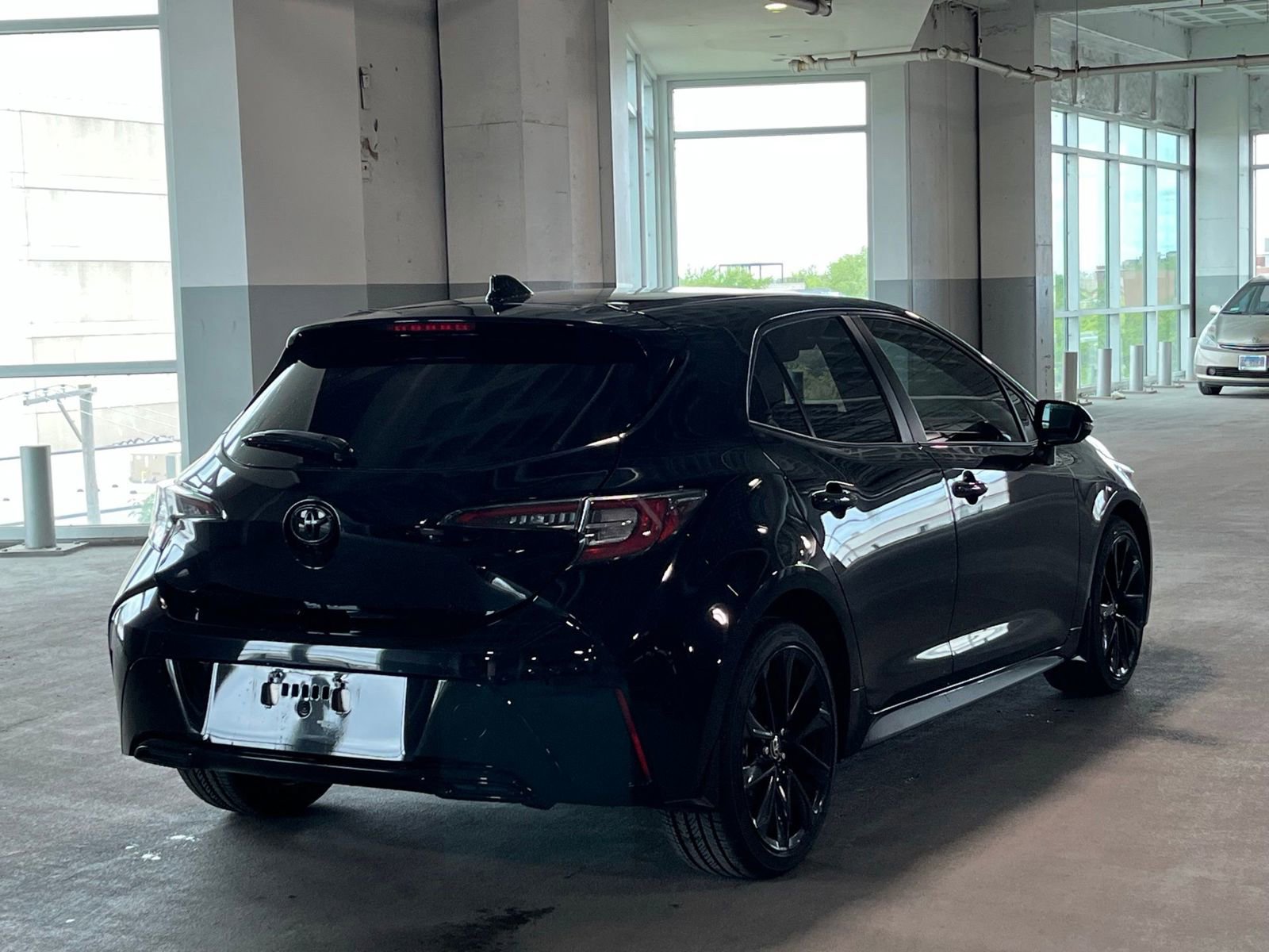 Used 2022 Toyota Corolla SE FWD image 11