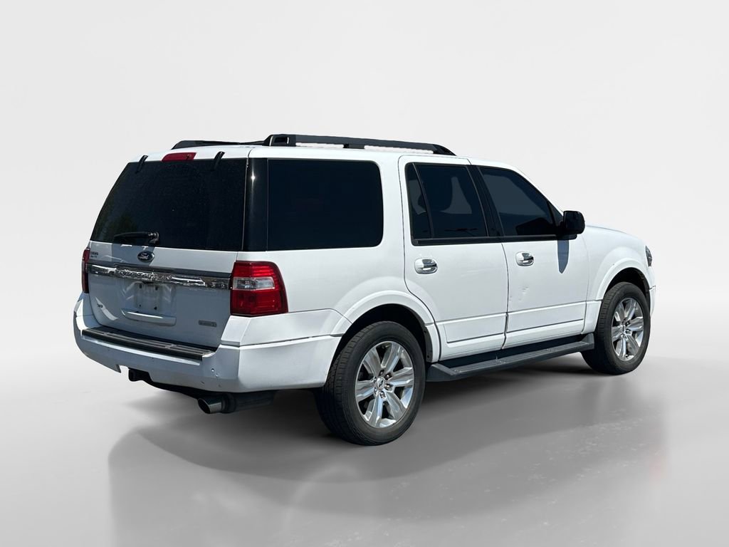 Used 2015 Ford Expedition XLT AWD/4WD image 5