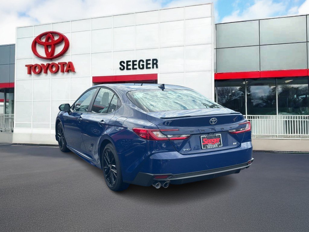 Used 2026 Toyota Camry SE FWD image 9