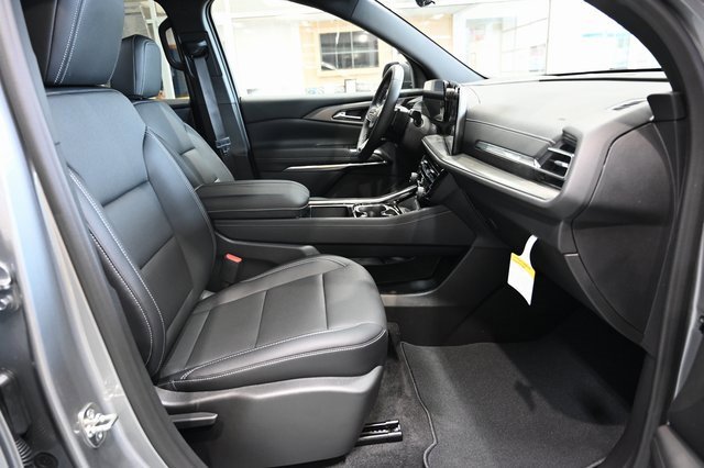 New 2026 Chevrolet Traverse LT w/ Driver Confidence Package image 10