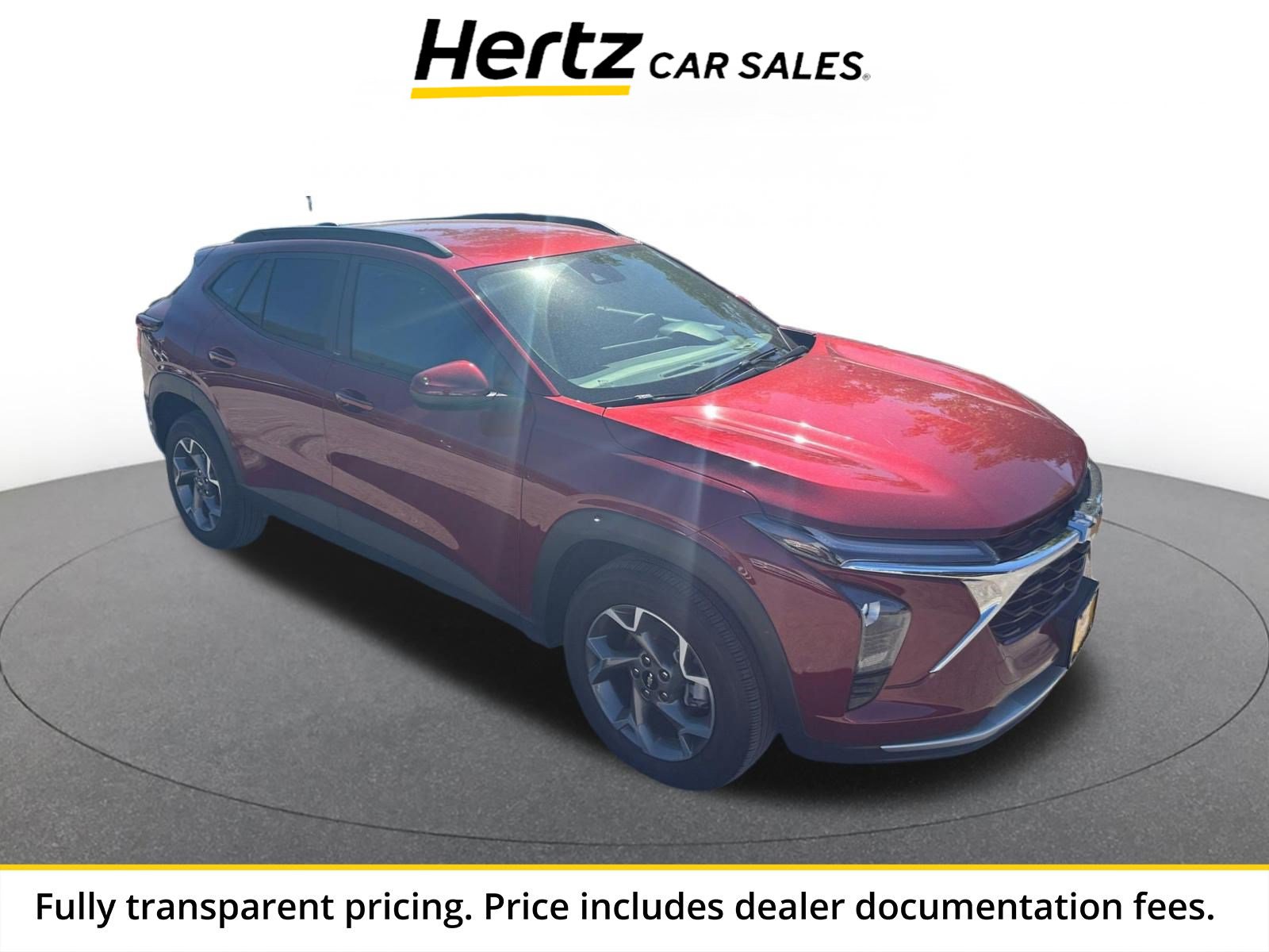 Used 2025 Chevrolet Trax LT FWD image 1