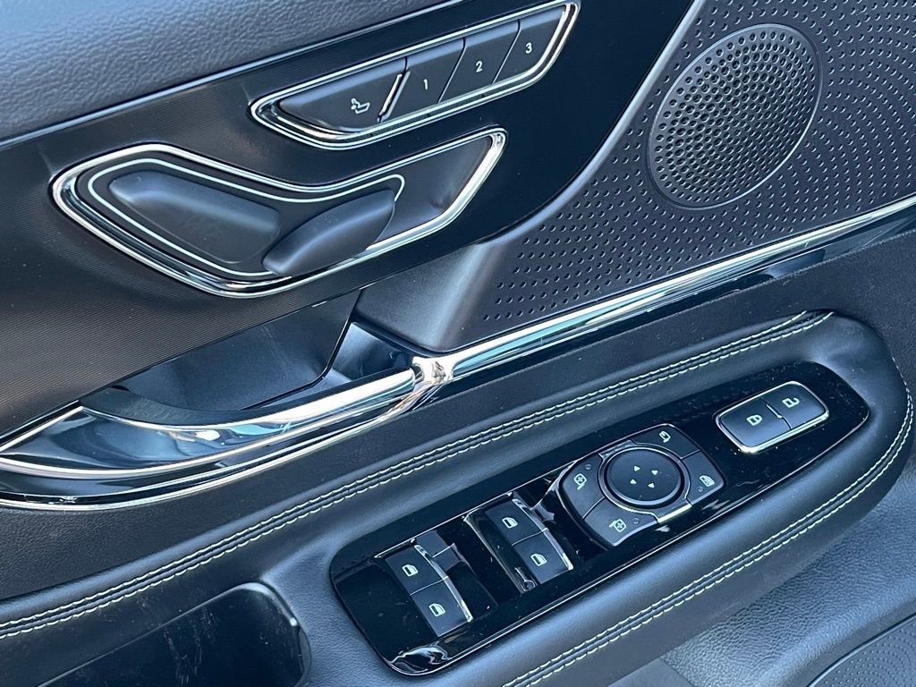 New 2026 Lincoln Corsair Reserve image 16