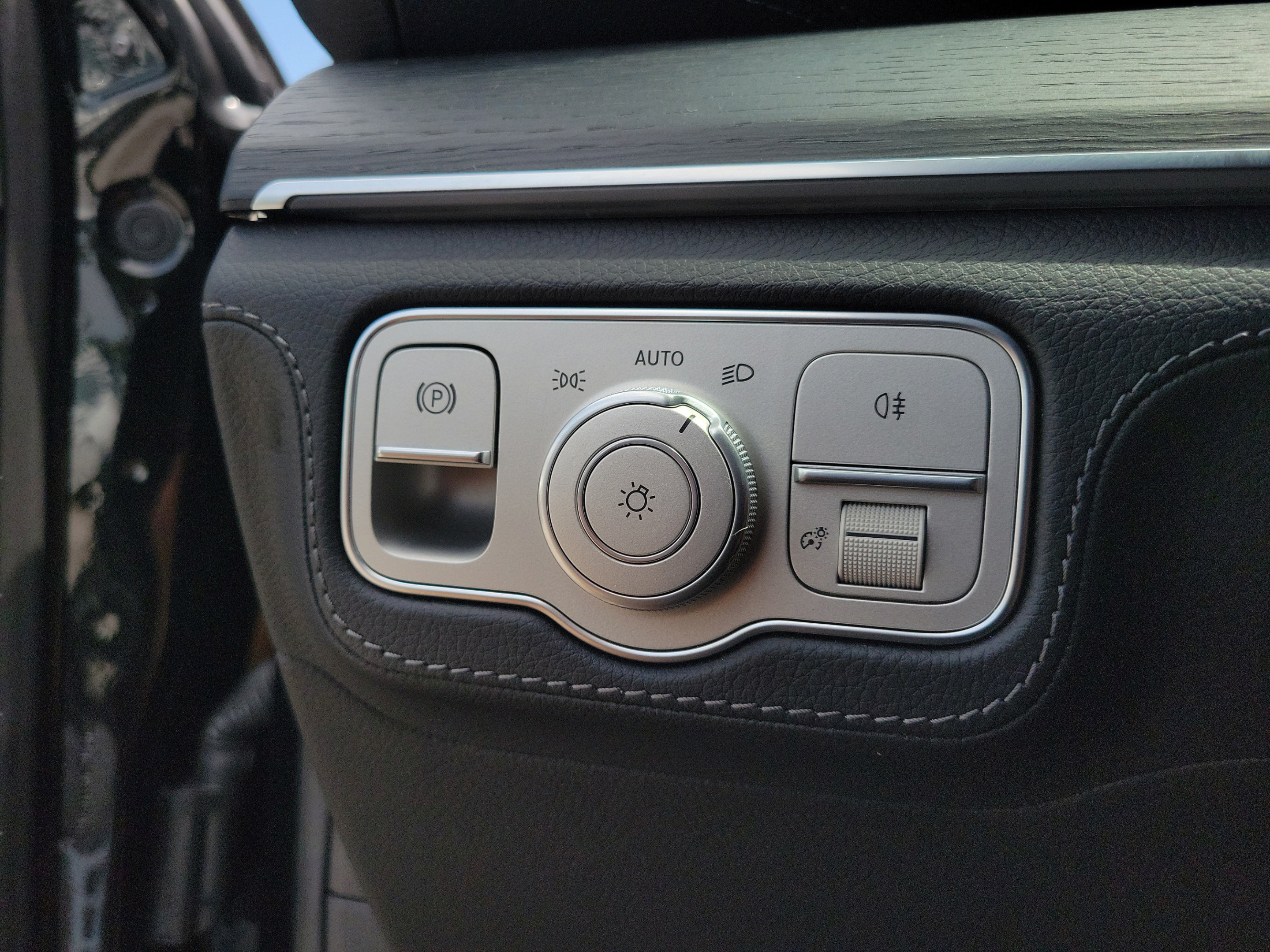 Certified 2025 Mercedes-Benz GLS 580 4MATIC image 20