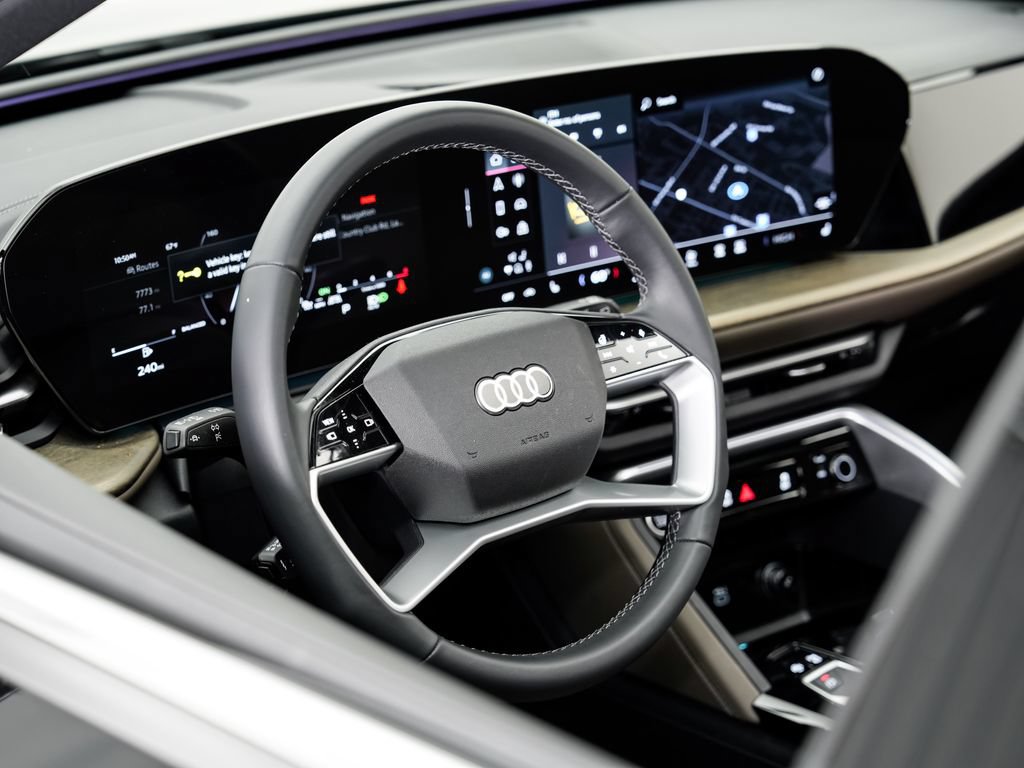 Certified 2025 Audi Q5 Premium w/ Convenience Package AWD/4WD image 9