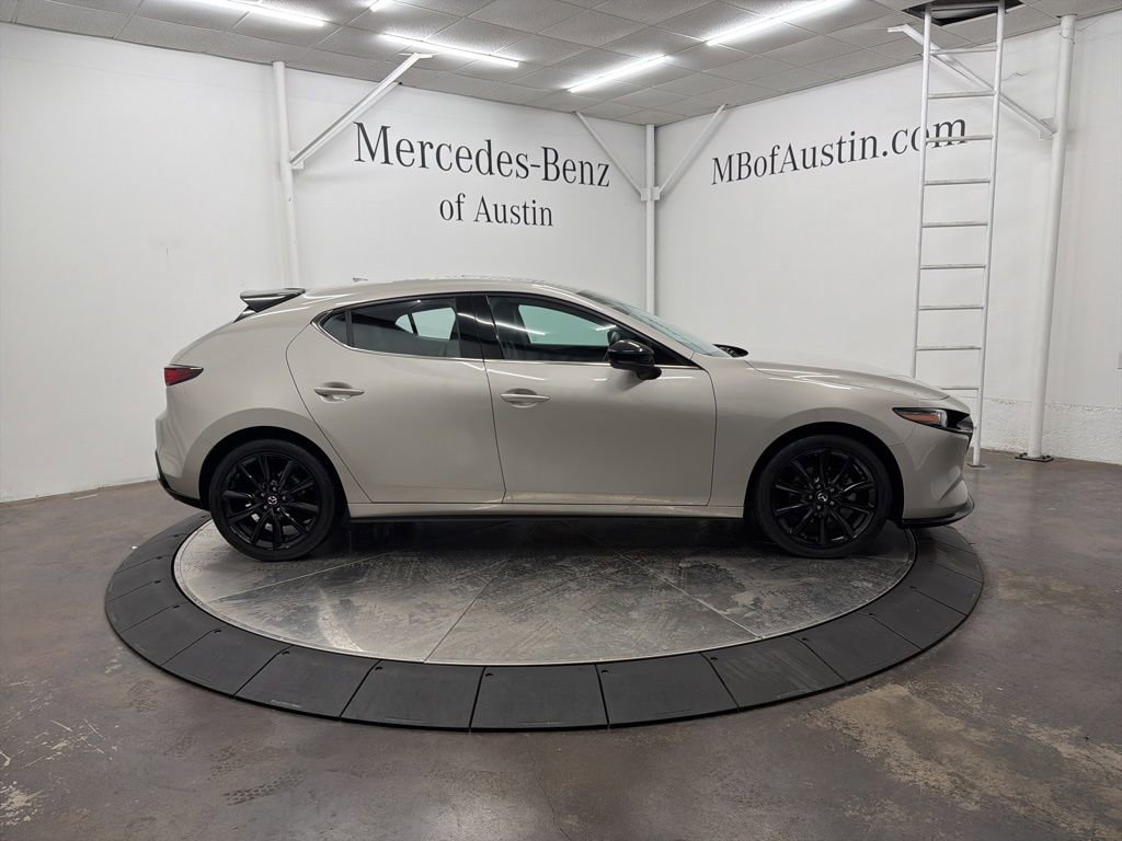 Used 2024 MAZDA MAZDA3 Hatchback w/Premium Plus Pkg image 9