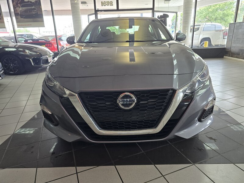 Used 2020 Nissan Altima 2.5 S FWD image 2