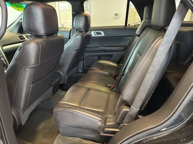 Used 2014 Ford Explorer XLT w/ Equipment Group 202A image 18