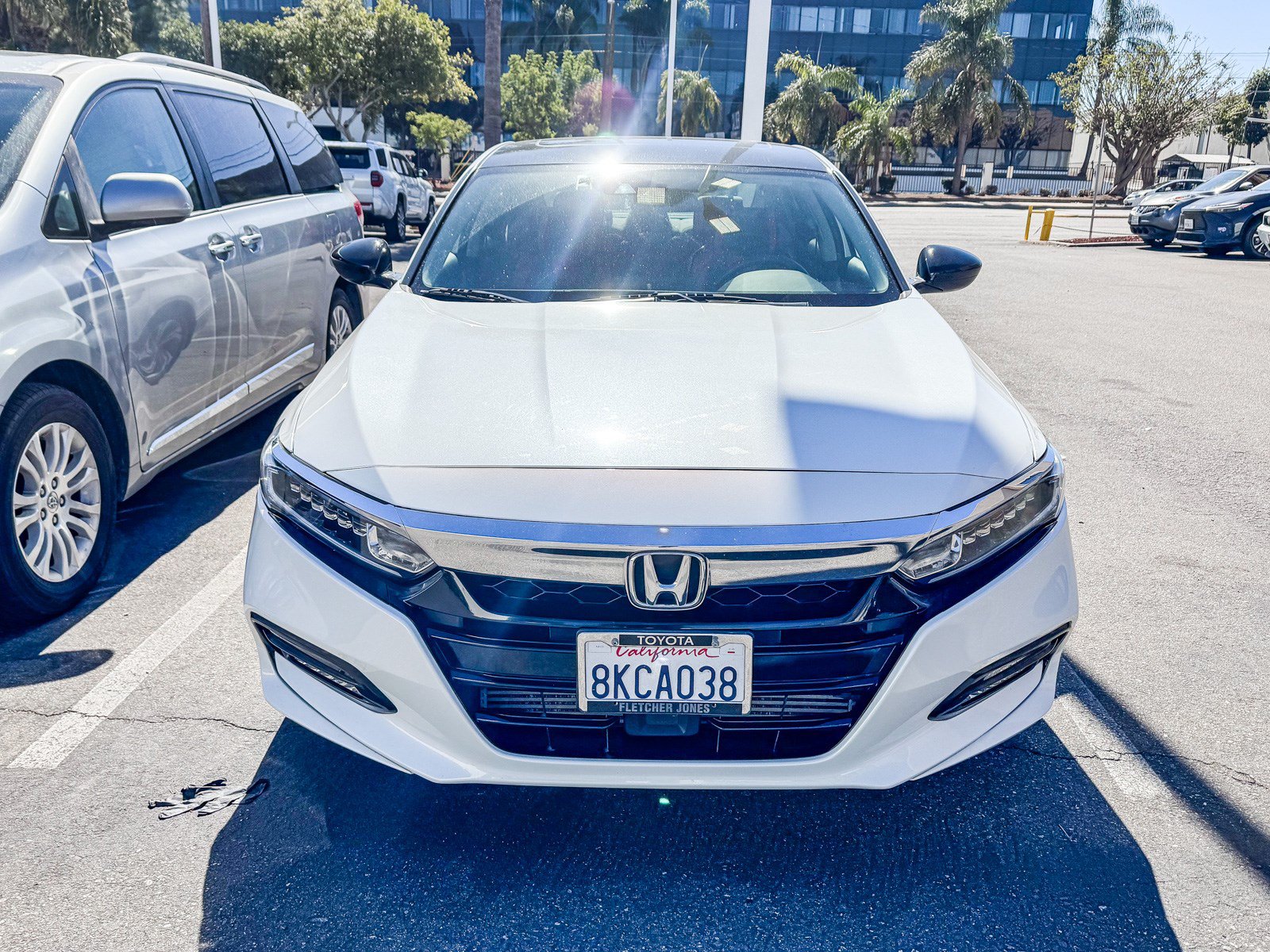 Used 2018 Honda Accord EX image 2